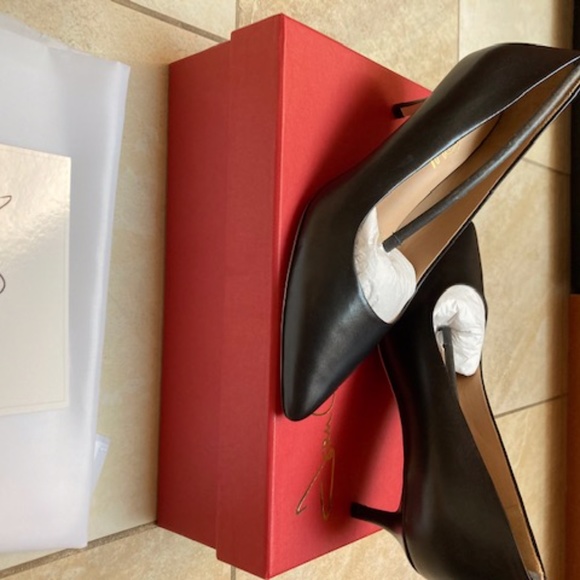 Joan Oloff Callie size 7 heels - Picture 2 of 2